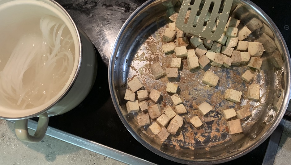 Salad with noodles and tofu. Photo: Andrea